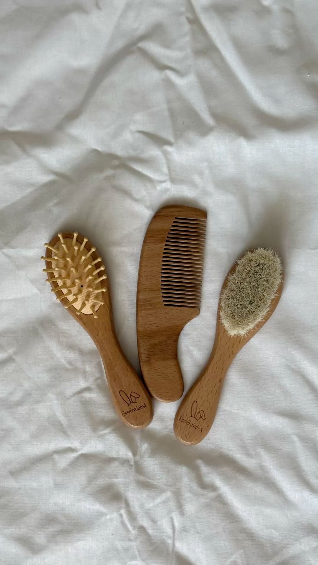 KIT ESCOVAS CUIDADOS COM O BEBE ORYVE